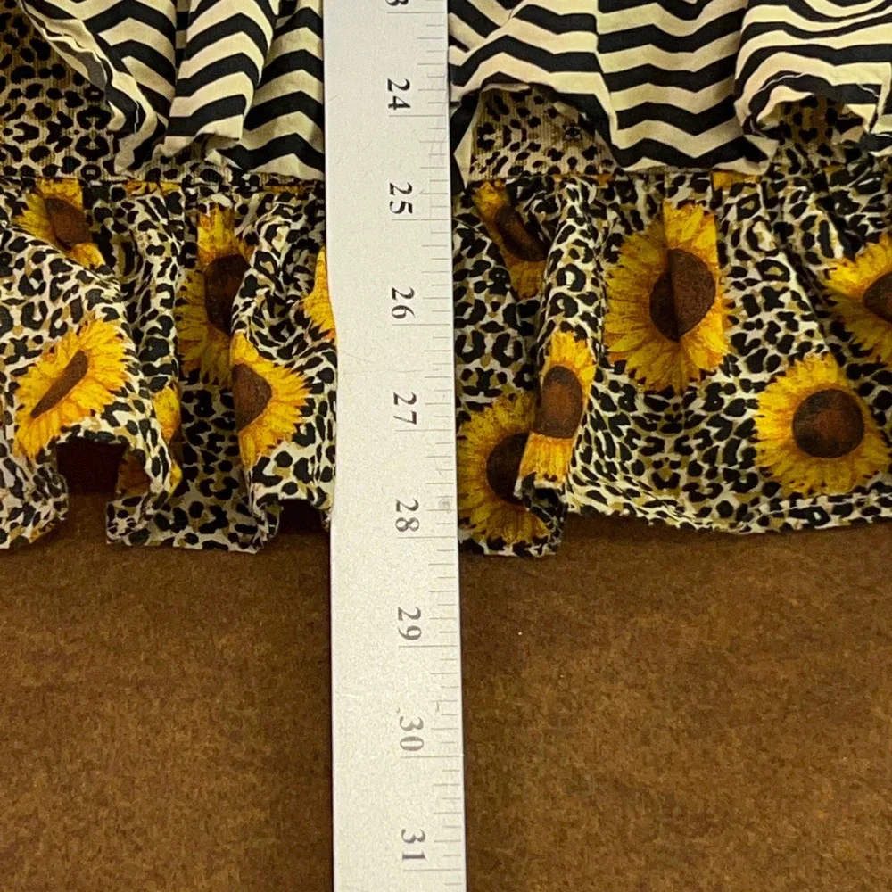 Hobby Lobby Womens One Size Yellow Leopard Sunflower Ruffle Kitchen Apron